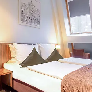 Ramada By Wyndham Frankfurt Centre Otel Frankfurt am Main